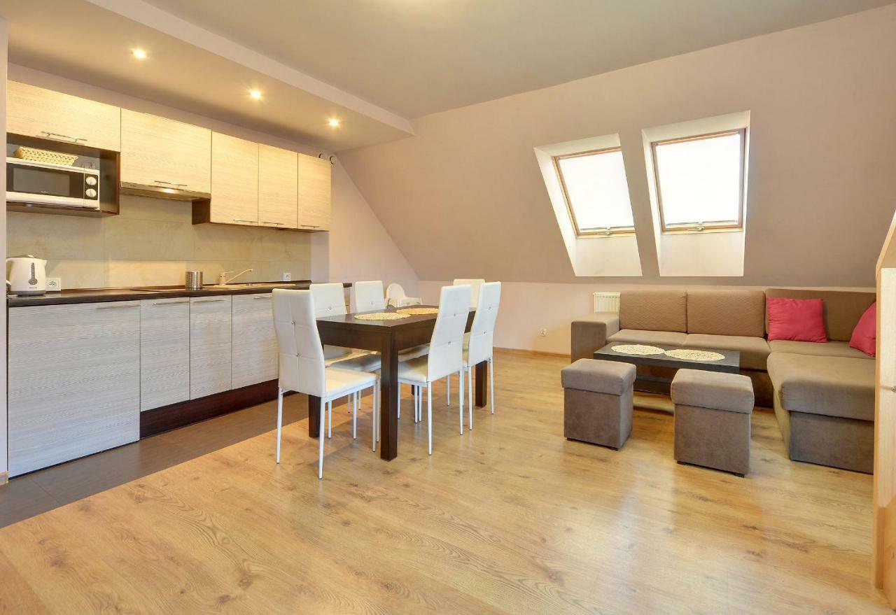 Apartamenty Everysky - Lesny Dom 16 - 18 كارباش المظهر الخارجي الصورة