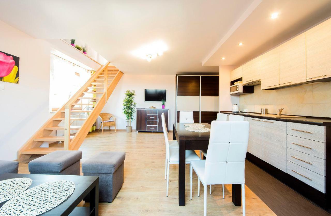 Apartamenty Everysky - Lesny Dom 16 - 18 كارباش المظهر الخارجي الصورة